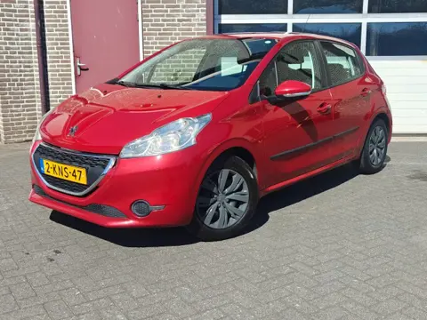 PEUGEOT 208 1.2 VTi Active - Cruise control - Trekhaak - Airco - All in prijs