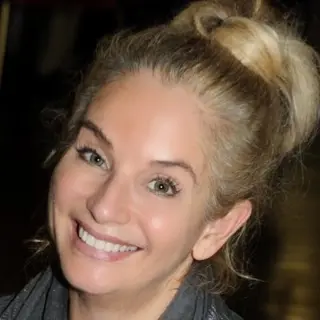 Ik ben leuker joh, liefs en tot zo? :)