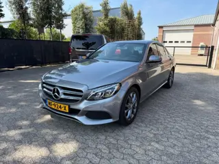 MERCEDES-BENZ C-KLASSE C200 2.0 sedan Vol-LED half-leder