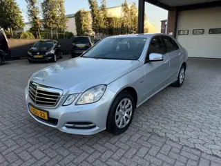 MERCEDES-BENZ E-KLASSE E300 CDI Avantgarde V6 luchtvering