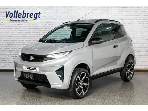 Aixam Crossover / Achteruitrijcamera (bj 2026, automaat)