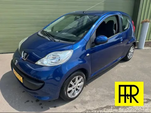PEUGEOT 107 1.0 - 12V XR Airco 