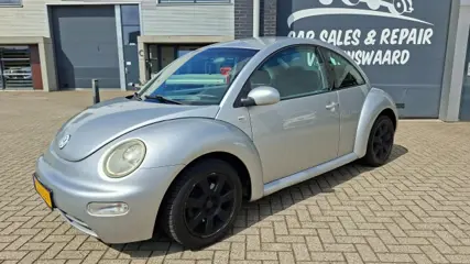VOLKSWAGEN NEW BEETLE 1.6i 16V Airco / Nieuwe APK en Onderhoudsbeurt
