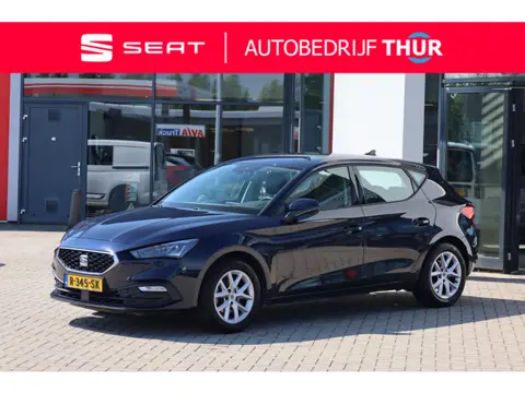 SEAT Leon Sportstourer 1.0 TSI Reference NL auto, multifunctioneel lederen stuurwiel, 16" 'Urban' LM