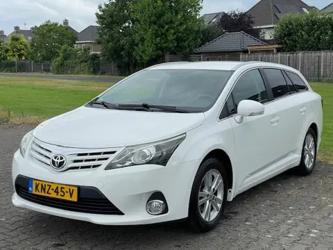 TOYOTA AVENSIS VERKOCHT! 1.8 VVT-I Business / ECC/ Cruise/ Camera/ LM/ Stoelverwarming
