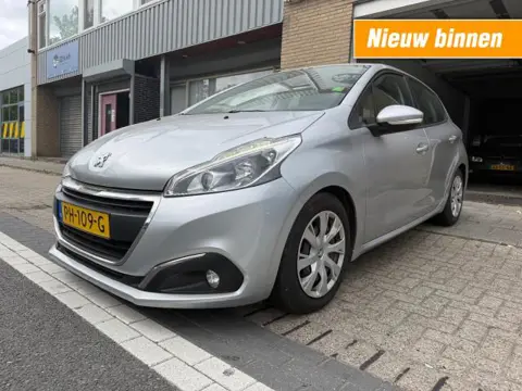 PEUGEOT 208 1.2 PureTech Blue Lion NETTE AUTO 1ste eig. RIJDT GOED NAP APK 3-2027