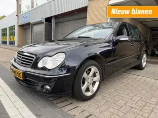 MERCEDES-BENZ C-KLASSE C200 K. Avantgarde CLIMA PDC SCH. DAK GOEDE AUTO