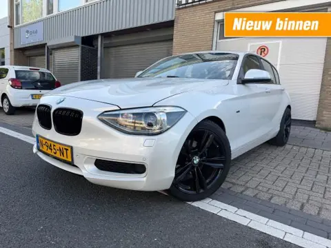 BMW 1-SERIE 116i Business+ URBAN CLIMA NAVI PDC TOP CONDITIE GOEDONDERHOUDEN 