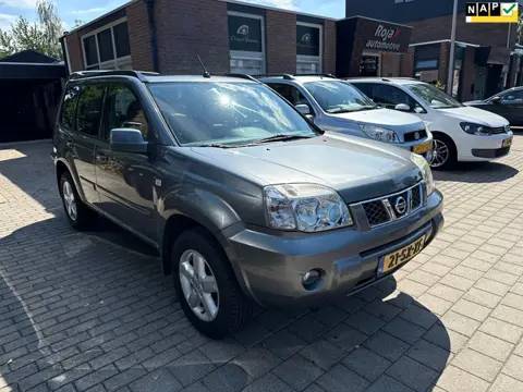Nissan X-Trail 2.0 Columbia Style 2wd AIRCO - TREKHAAK - GOED ONDERHOUDEN.
