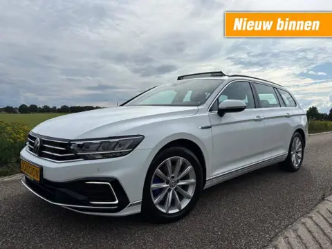 VOLKSWAGEN PASSAT 1.4 TSI GTE / BUSSINESS / PANO / NETTE STAAT / VOL