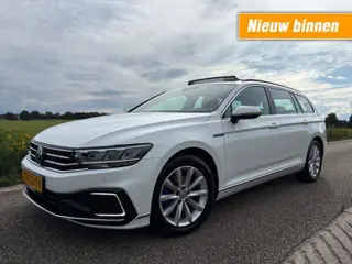 VOLKSWAGEN PASSAT 1.4 TSI GTE / BUSSINESS / PANO / NETTE STAAT / VOL