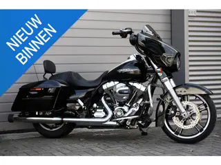 Harley Davidson 107 FLHXS Street Glide Special 5HD Navigatie 7.000 dkm FLHX Streetglide