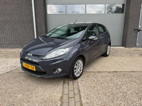 FORD FIESTA 1.25 TITANIUM 