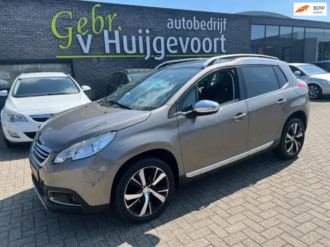 Peugeot 2008 1.2 PureTech Allure AUTOMAAT -LEDER INTERIEUR-Panorama dak