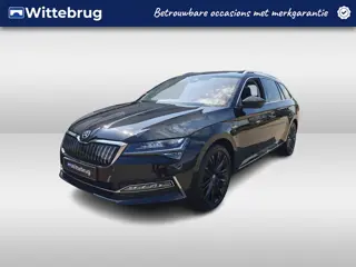 Škoda Superb Combi 1.4 TSI 218pk iV Laurin & Klement / Panoramadak / Leer / Elec. Trekhaak / App. Co