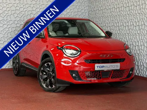 Fiat 600 1.2 LA PRIMA STOELVERW. ELEK.KLEP LEER MASSAGE CAMERA CARPLAY ADAP.CRUISE ELEK.STOEL 18''LM