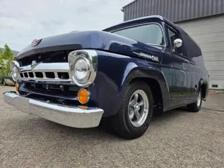 FORD USA F-100 panel van