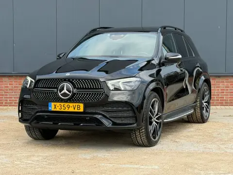 MERCEDES-BENZ GLE-KLASSE 400d 4MATIC AMG 7 Persoons / Burmester / Pano