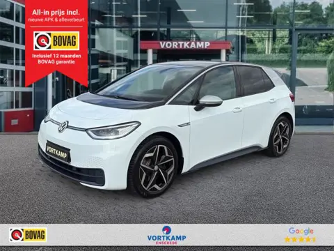 VOLKSWAGEN ID.3 PRO PERFORMANCE 1ST PDC/ACC/STOEL+STUURVERW/NAVI/CARPLAY