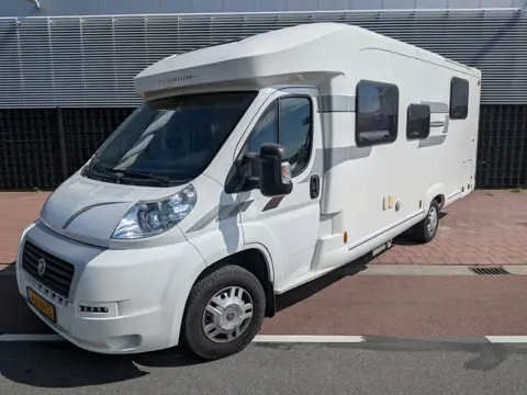 Fleurette F73LM Florium / fleurette Queensbed 1 ste eigenaar
