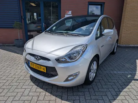 HYUNDAI IX20 1.4I I-CATCHER, Pdc, Stoelverw, Panodak, Cruise, Navi, Half leder