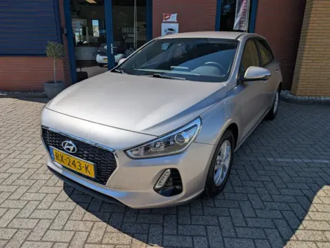 HYUNDAI I30 1.0 T-GDI COMFORT, Trekhaak,Cruise,PDC,Navi,Camera