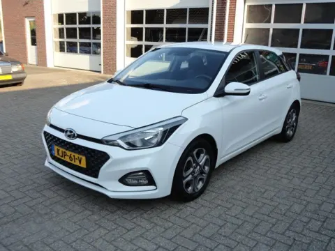 HYUNDAI I20 1.0 T-GDI Comfort Cruise ,Pdc ,Lmv