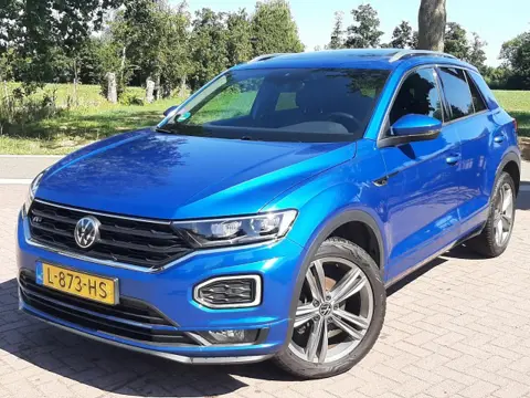 VOLKSWAGEN T-ROC 1.5 TSi 150pk R-Line Digitaal-Dashboard Airco Adap. Cruise-Control Panorama
