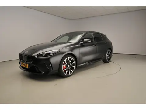 BMW 1 Serie 120 M Sportpakket Pro / Premium Pack / Panoramadak / Harman-Kardon /  Camera / Getint gl