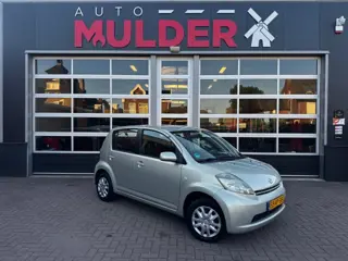 DAIHATSU SIRION 1.3-16V COMFORT / AIRCO / GOED ONDERHOUDEN! / APK NIEUW! 