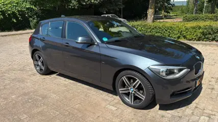 BMW 1-SERIE 