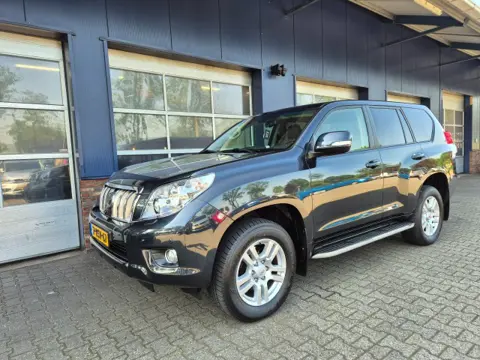 TOYOTA LANDCRUISER 150 3.0 D-4D-F Executive High Roof Blind Van, Luchtvering, 360 Camera, stoelverwarming, ALL IN prijs!