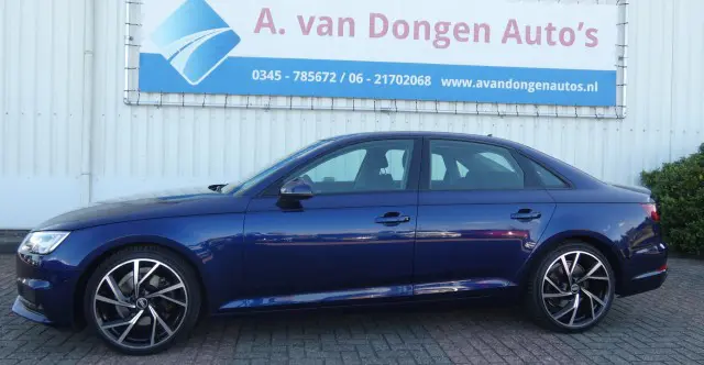 AUDI A4 35 TFSI SPORT LEASE ED. AUtomaat,Led,Navi,Cruise,Keyless