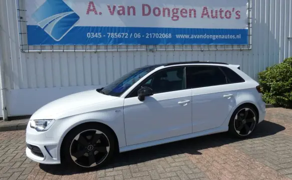 AUDI A3 Sportback 1.4 TFSI S-Line,Pano,Led,Navi,Parelmoer