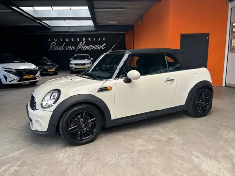 MINI CABRIO 1.6 COOPER