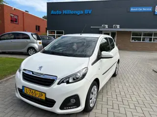PEUGEOT 108 1.0 E-VTI STYLE
