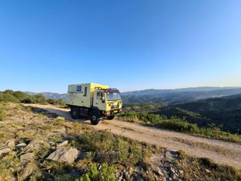 MAN L 2000 L27, 4x4, 7500 max gewicht. reis klaar