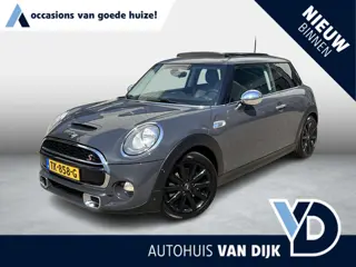 MINI 3-Deurs 2.0 Cooper S Chili Serious Business JCW pakket / Panoramadak / stoelverw. / 17" velgen