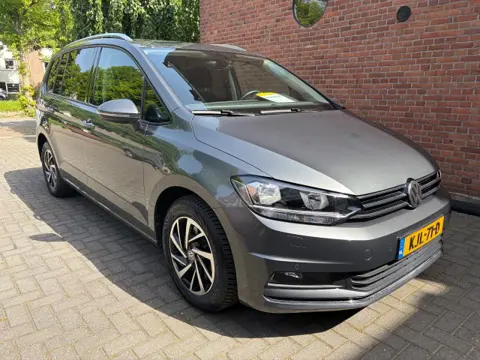 VOLKSWAGEN TOURAN 1.0 TSI COMF.LBNS 7P