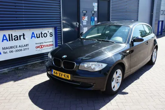 BMW 1-SERIE 116i 3-deurs 121pk