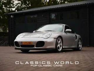 PORSCHE 996 Turbo Â Manual - Arctic Silver Metallic Â Mezger-motor