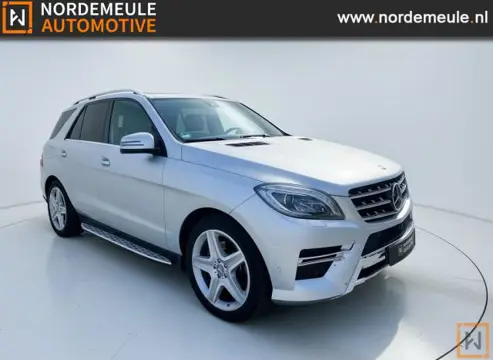 MERCEDES-BENZ M-KLASSE ML 350 BLUETEC 4MATIC. AMG TREKHAAK, PANO, CRUISE