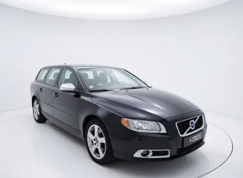 VOLVO V70 2.0 D4 R-EDITION. AUT, STOELVW, TREKHAAK