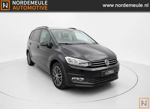 VOLKSWAGEN TOURAN 1.4 TSI HIGHLINE 7P, AUT, TREKHAAK, CARPLAY