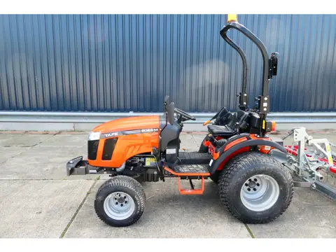 Tafe 6028M (bj 2025)
