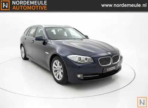 BMW 5-SERIE 523I HIGH EXECUTIVE. AIRCO, CRUISE, TREKHAAK