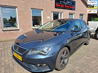 Seat Leon 1.0 EcoTSI Style. 1ste eigenaar, dealer onderhouden, carplay, camera, cruise, navi, LED, e