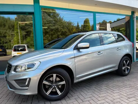 VOLVO XC60 2.0 T5 245pk FWD R-DESIGN Navi, Camera, Pano, 18Inch, TrHaak