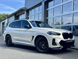 BMW X3 xDrive30e | High Executive | M-pakket | Leer | Spoilerset | Camera | Adaptive Cruise | Stuurv