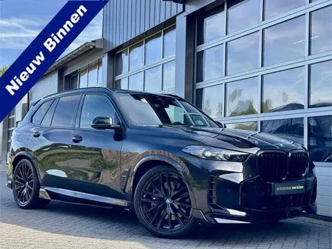 BMW X5 xDrive50e | M-Sport | Dark Label | Panodak | 22" Wielen | Luchtvering | Softclose | Harman Ka